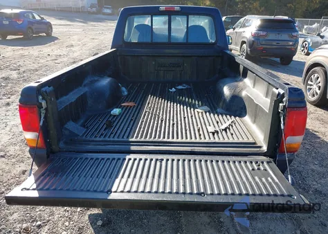 1996 Ford Ranger z USA, uszkodzony, nr VIN 1FTCR10A7TTA66209